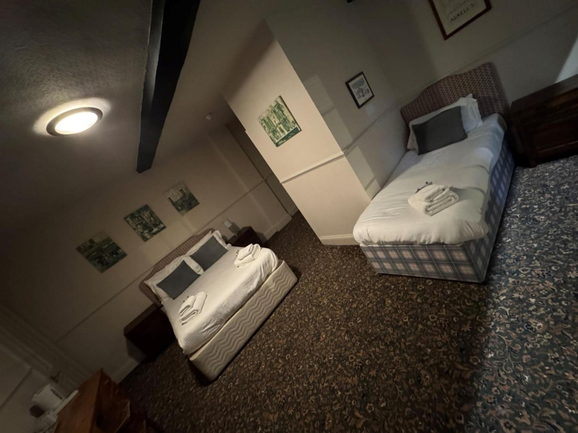 The Kings Arms Hotel Chipping Norton Cameră foto